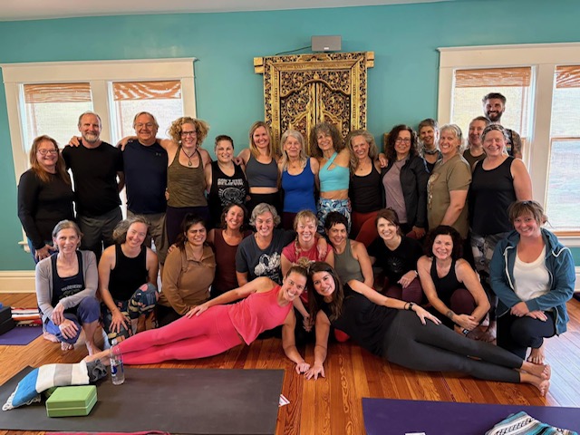 group picture of yoga students at a retreat